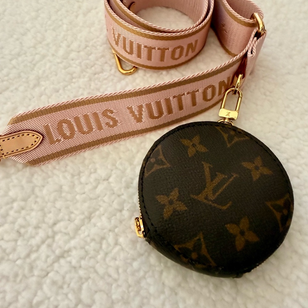 Louis Vuitton Brown and Pink Key & Card Holder